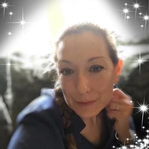 Meet your Posher, Christine